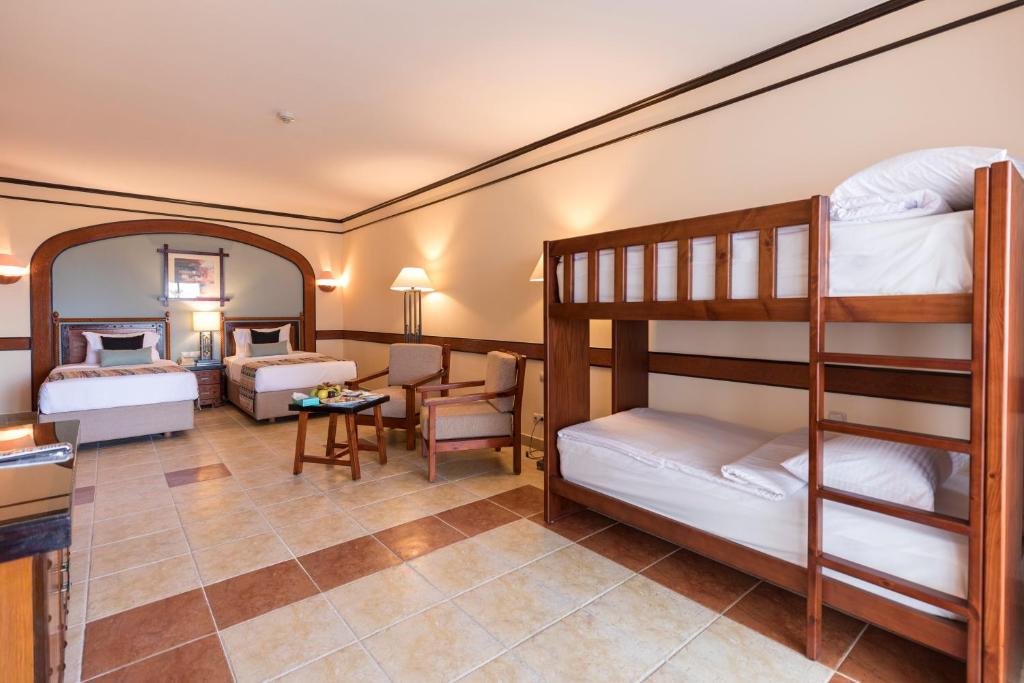Sunrise Remal Resortにあるベッド