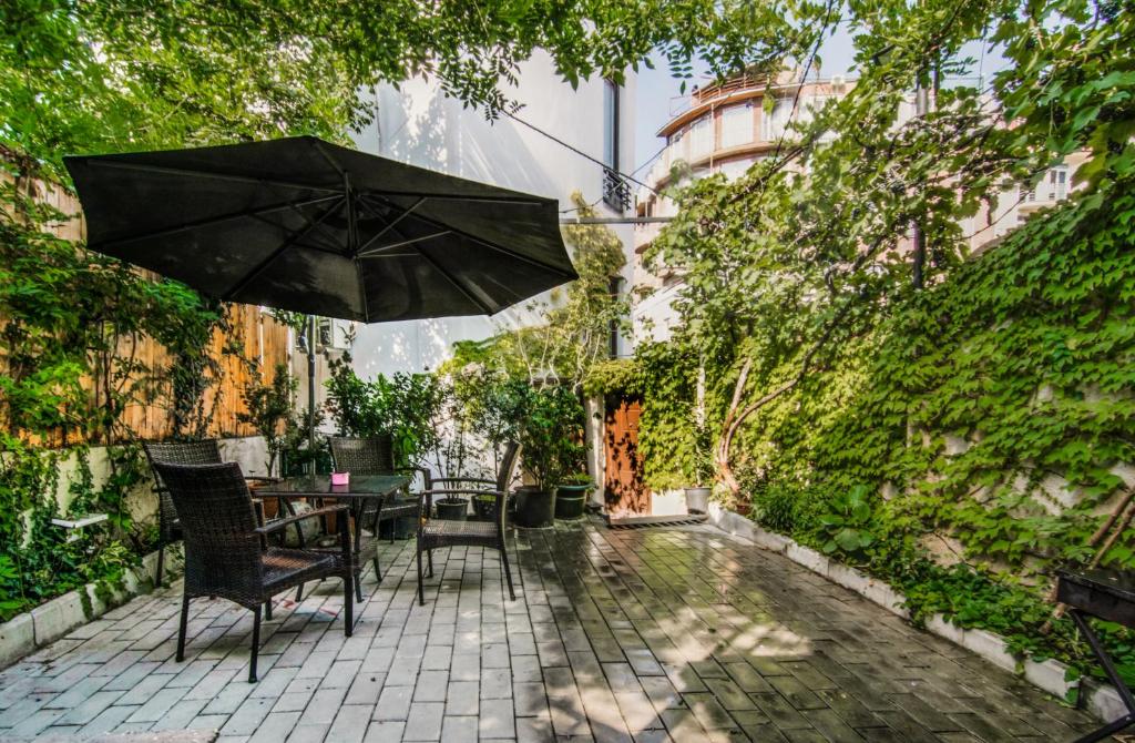 Zahrada ubytování Hotel "Elesa Wera"