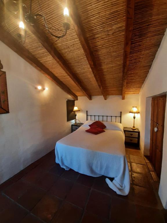 Postel nebo postele na pokoji v ubytování Attico Los Montes with private pool