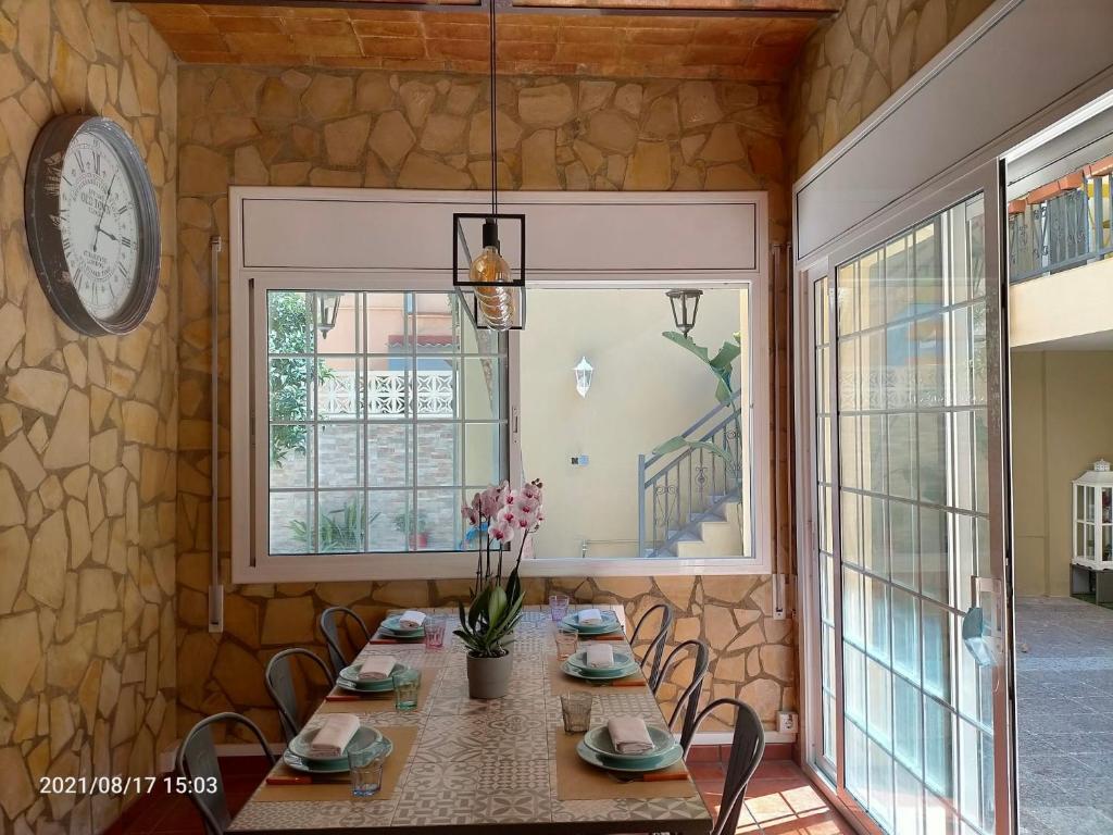 Fotografia z galérie ubytovania Casa Flores del Mediterráneo v destinácii Badalona