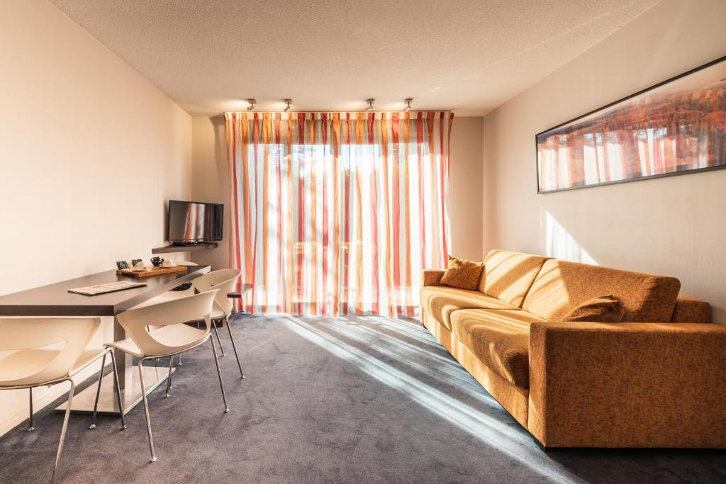 
Duplex Apartment (5 Adults)
