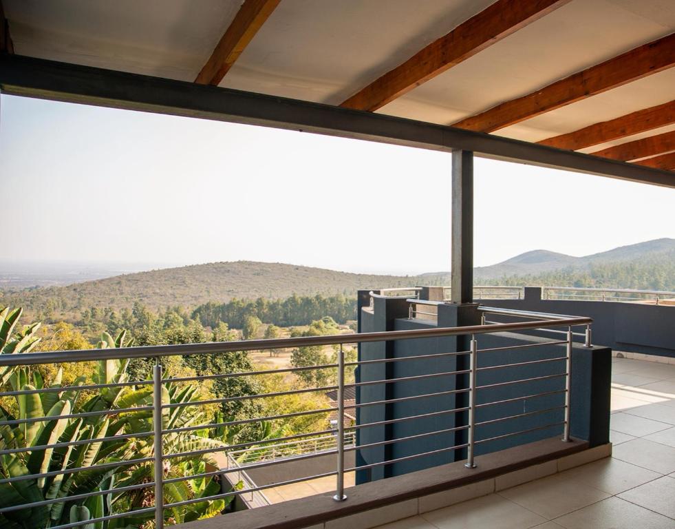 Schimper View Boutique Guest House - Deluxe Doppelzimmer Mit Balkon