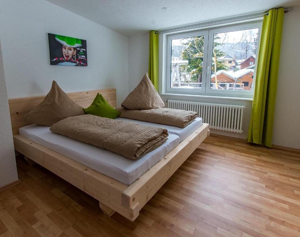 FEWO zum gscheiten Beck mit Garten - Housity