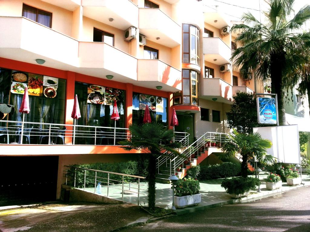 Budova, kde se hotel nachází