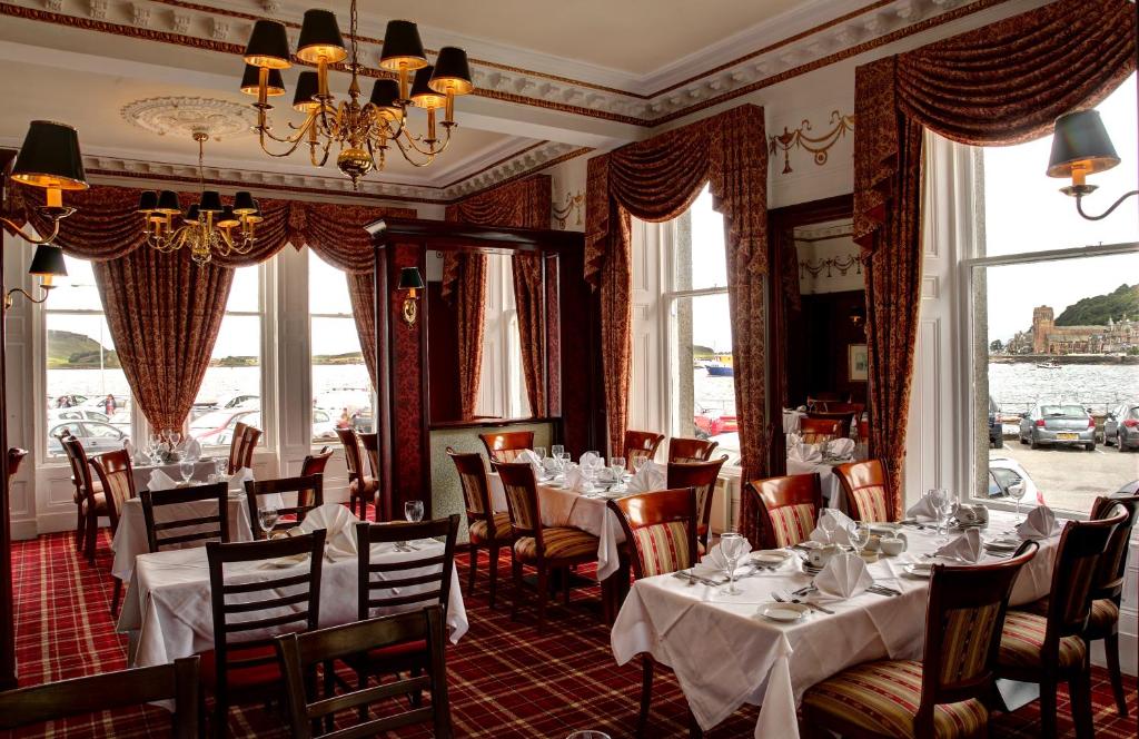 Restaurace v ubytování Columba Hotel