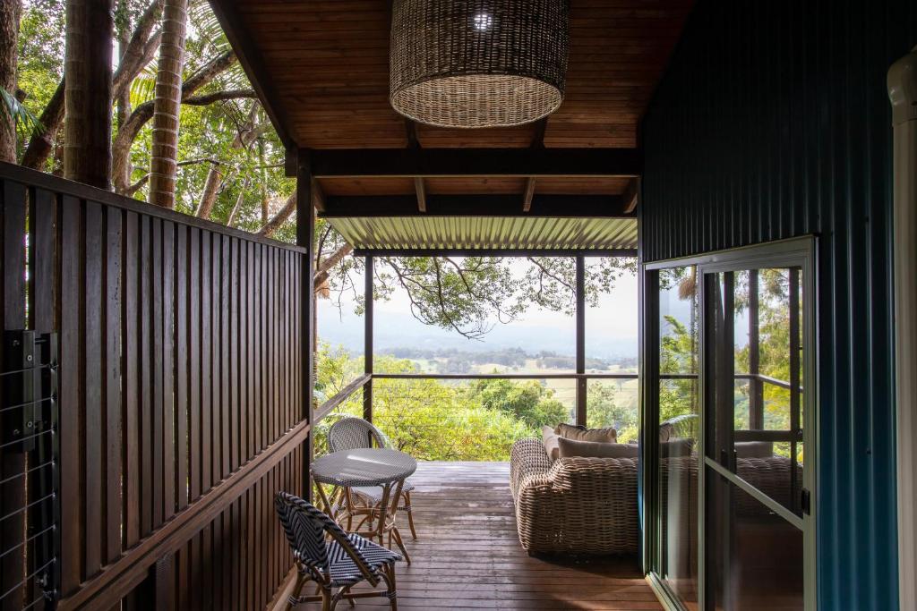 Posezení v ubytování Treetops Seaview Montville