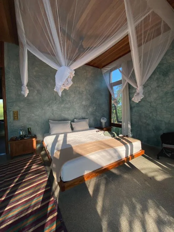 Treetop Garden Room – Malene