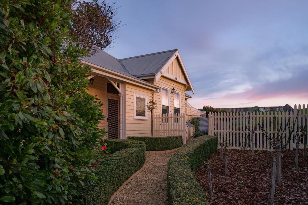 Gallery image of Lighthouse Lodge in Warrnambool