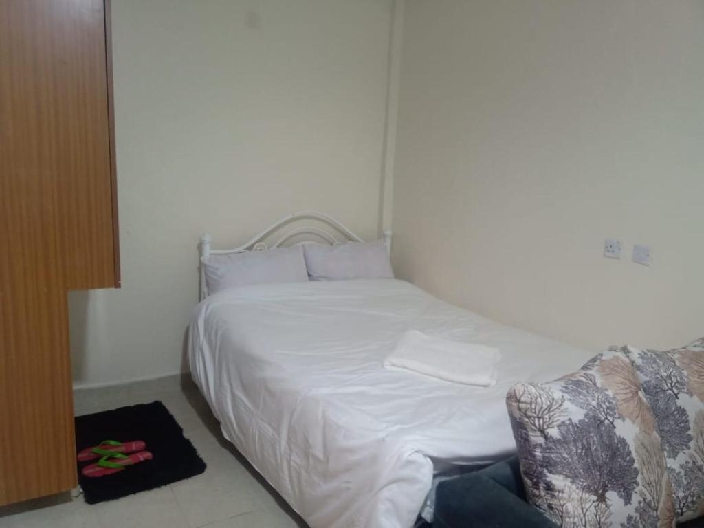 Lux Suites Shooters Apartments Utawala - 豪华工作室