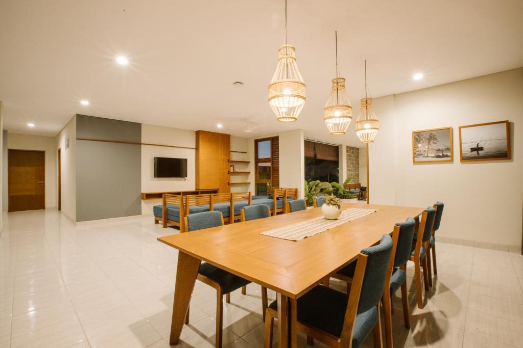 Vasudha Hostel Canggu - 8