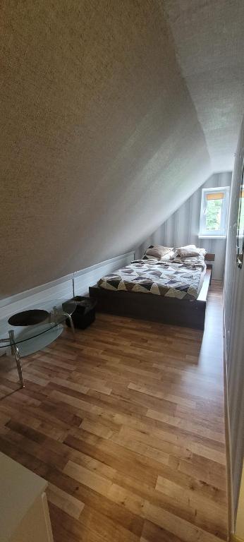 Posteľ alebo postele v izbe v ubytovaní Dom Na Skarpie - Ucieczka Na Wieś - Samodzielne wejście na szyfr, 100m2