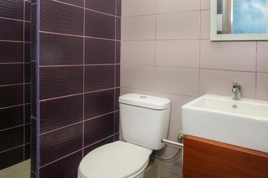 Koupelna v ubytování 3D iliadis Suites