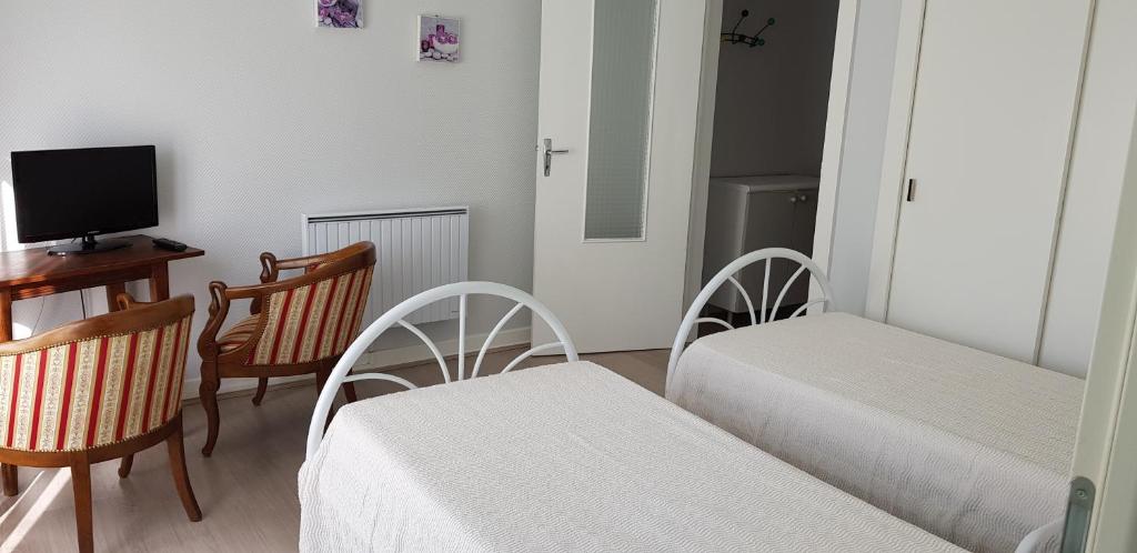 LES TILLEULS - Apartment - Ground Floor