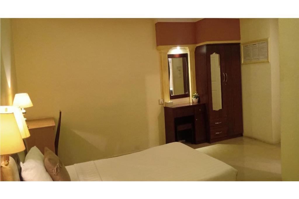 You Eng Hotel - Superior Twin Room