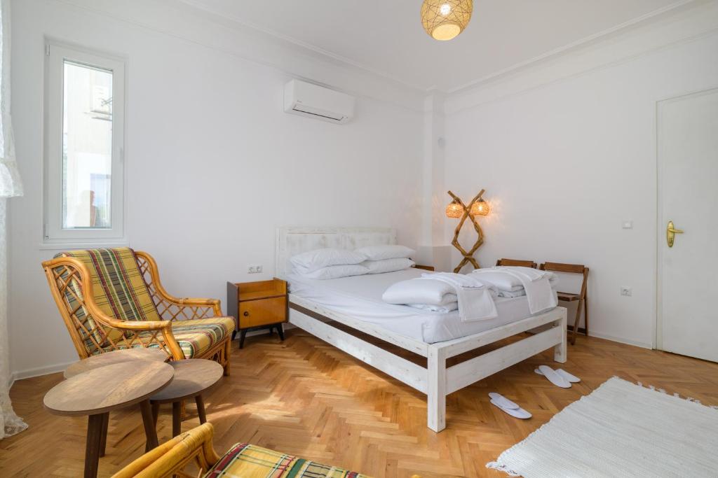 A bed or beds in a room at Апартамент BOHO CHIC Free parking