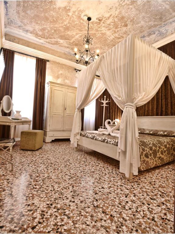 Locanda Casa Martini - Deluxe Double Room