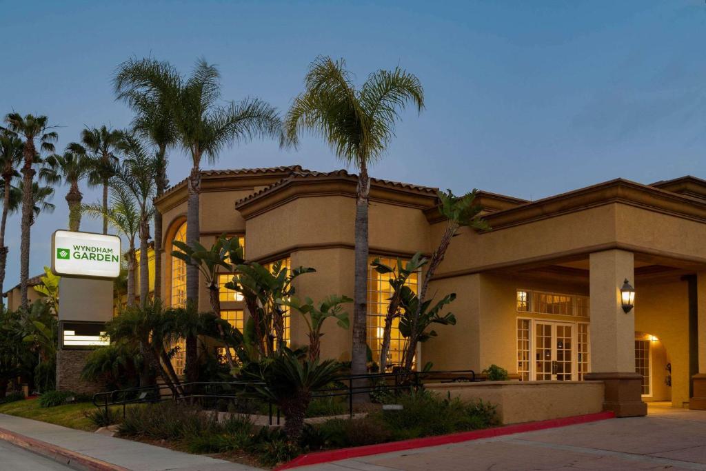 Wyndham Garden San Diego near SeaWorld photo