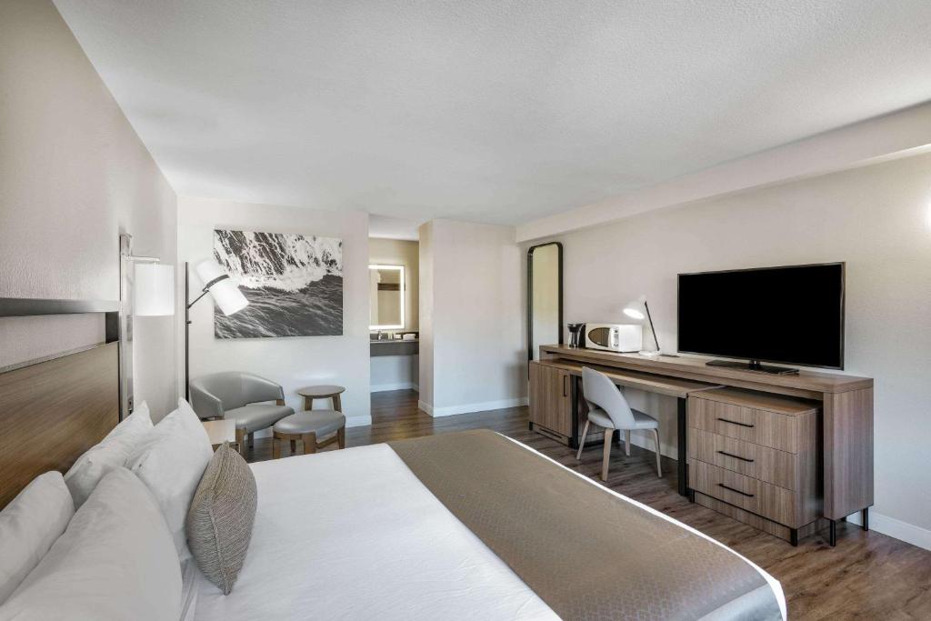Wyndham Garden San Diego - 
