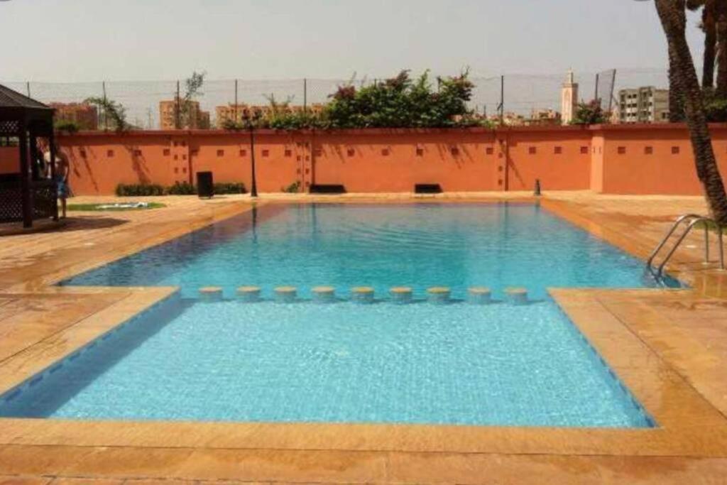 Nice cozy 2-bedroom appartment to relax with your family or friends! Enjoy the pool on a hot summerday