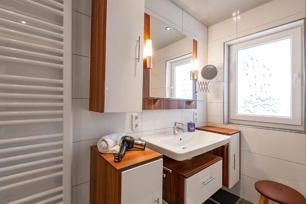 Kuchyň nebo kuchyňský kout v ubytování Ferienwohnung Nesselbachtal