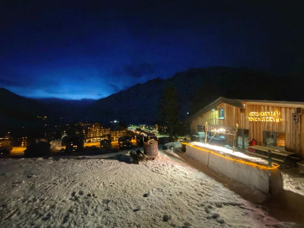 Foto dalla galleria di Basecamp Andermatt a Andermatt