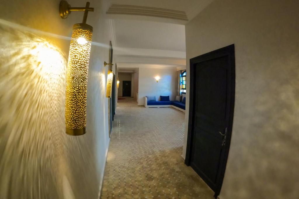 Postel nebo postele na pokoji v ubytování kasbah yu palace