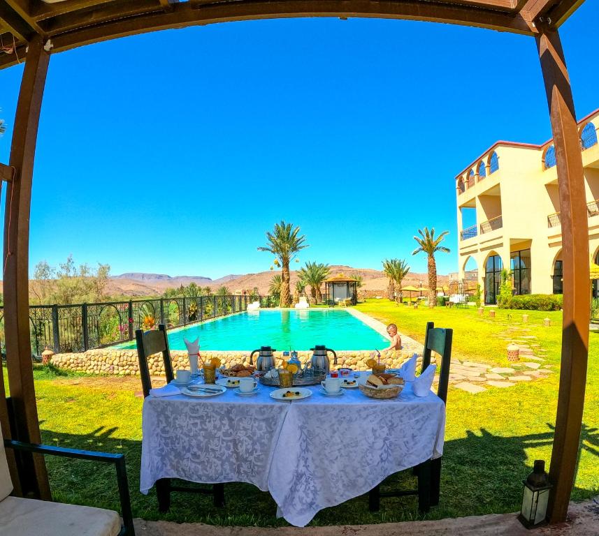 Bazén v ubytování kasbah yu palace nebo v jeho okolí
