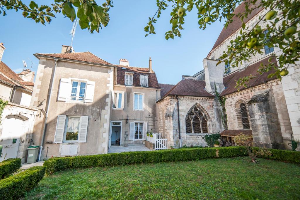 Zahrada ubytování Maison des 7 lieux