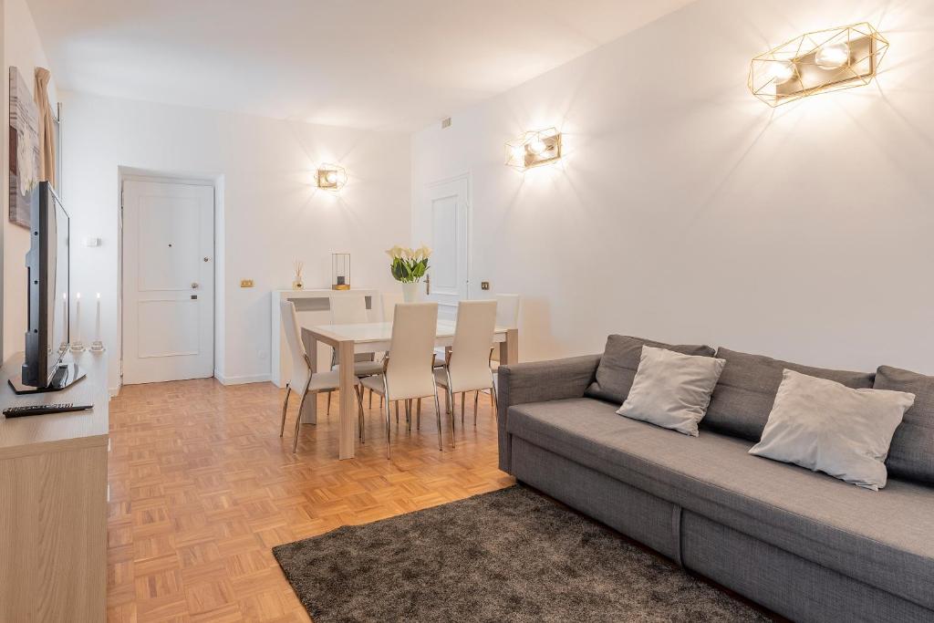 Milan Royal Suites - Centro Brera - Two-Bedroom Apartment - Via Dell'Orso 18