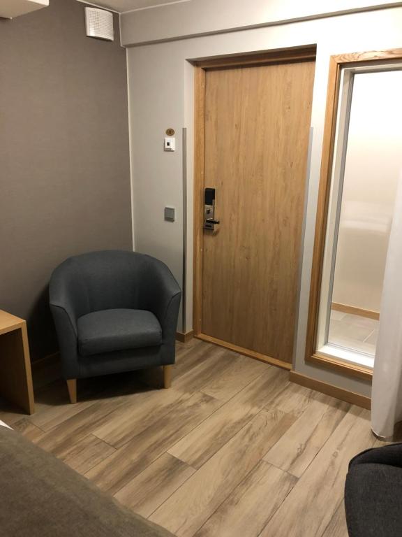 Posezení v ubytování HOSTEL TOIVOLA