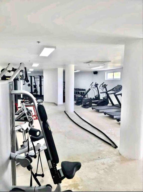 Fitness centrum a/nebo fitness zařízení v ubytování Cana Rock Chic Golf de Lux