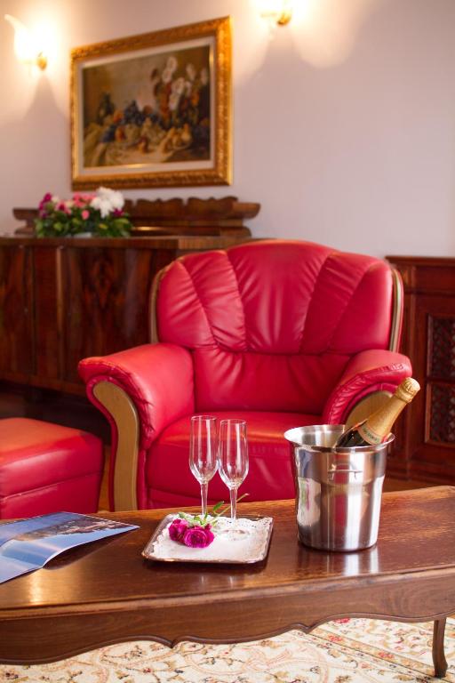 Część wypoczynkowa w obiekcie Villa Sveta Eufemija - Bed and breakfast