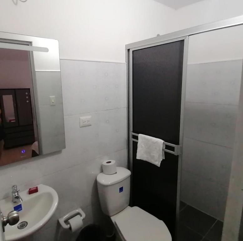 Koupelna v ubytování Hotel Gueicer Cucuta