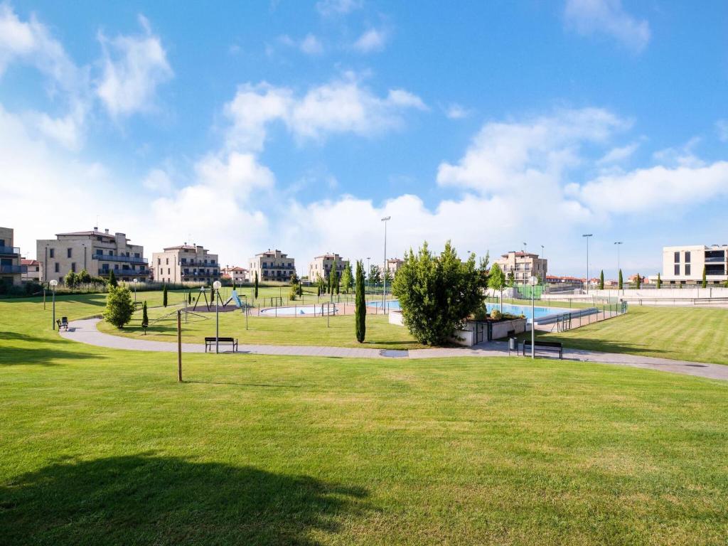 Kép Belvilla by oyo Campo de Golf szállásáról Cirueñában a galériában