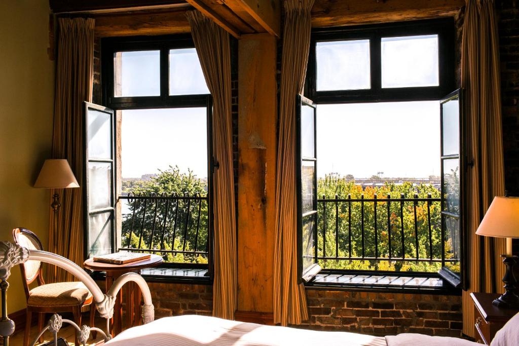 Hotels in Montreal