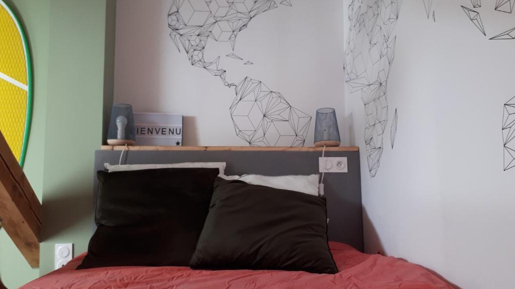 Le Pop'Art - Rent4night Grenoble - Apartment With Garden View