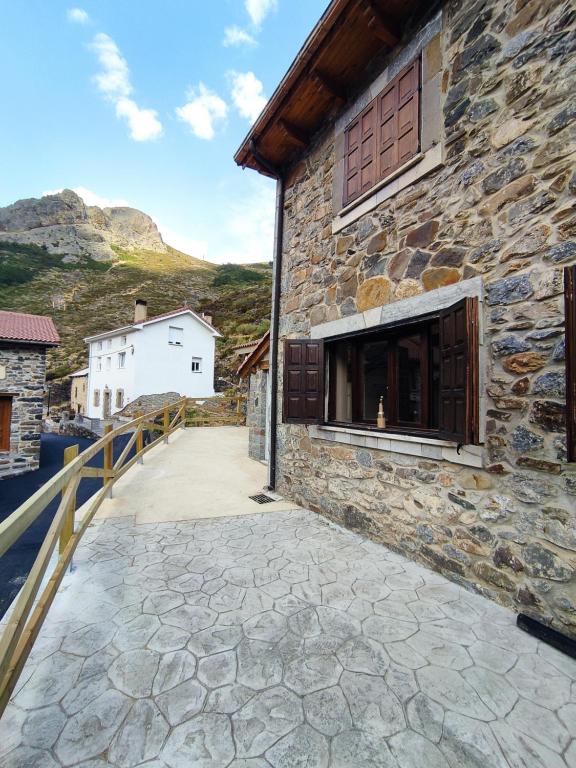 Fotografie z fotogalerie ubytování Albergue Las escuelas v destinaci Llánaves de la Reina
