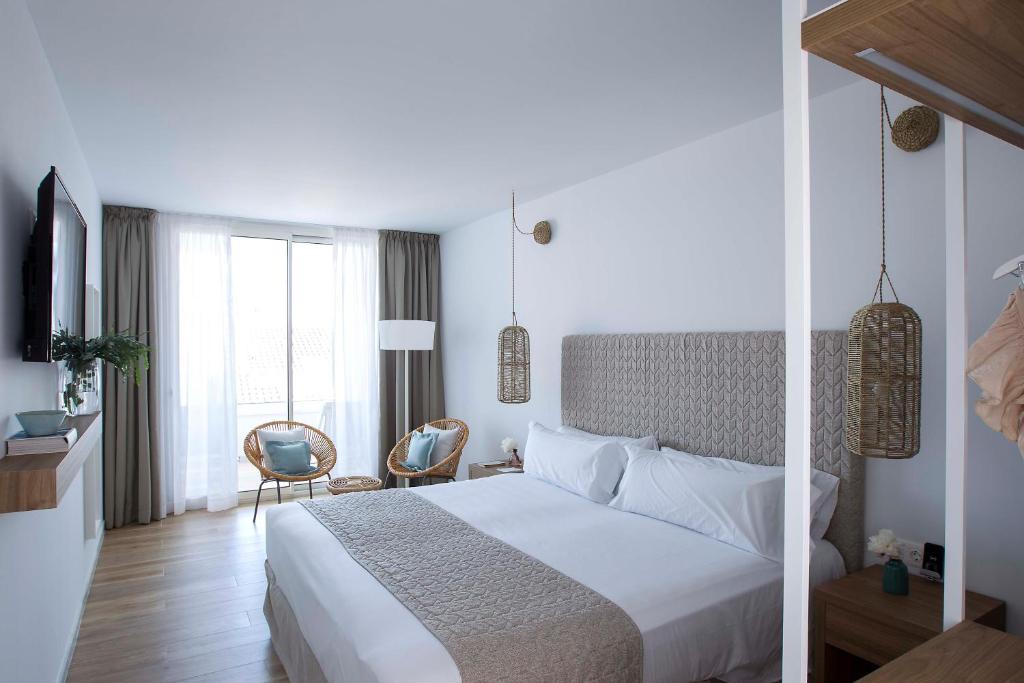 May Altafulla Beach Boutique Hotel, Altafulla – Updated 2023 ...