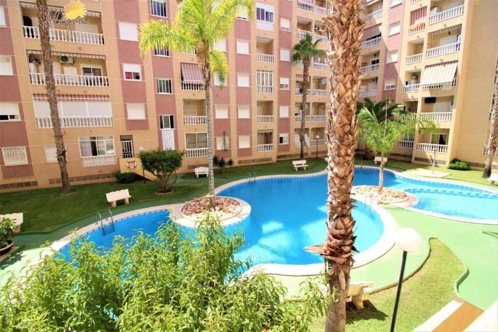 Booking.com: 052 Apartamento en Torrevieja Bilbao ...