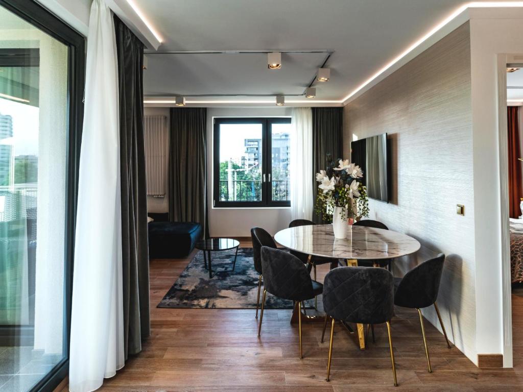 About Art Apartments - Superior Apartment