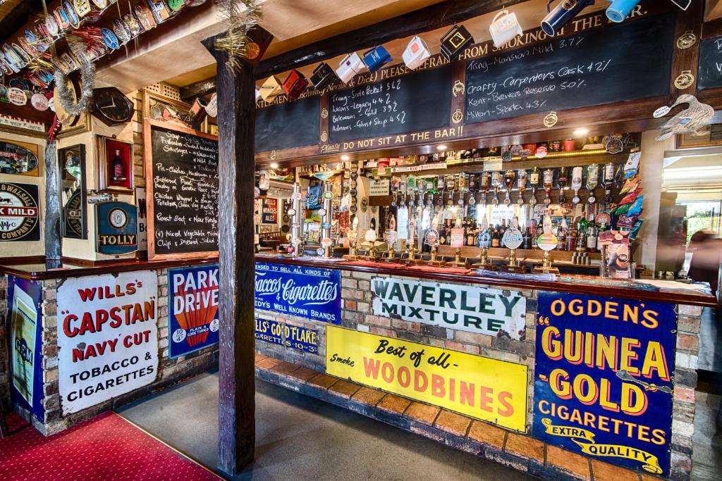 The Red Lion - Resim 8