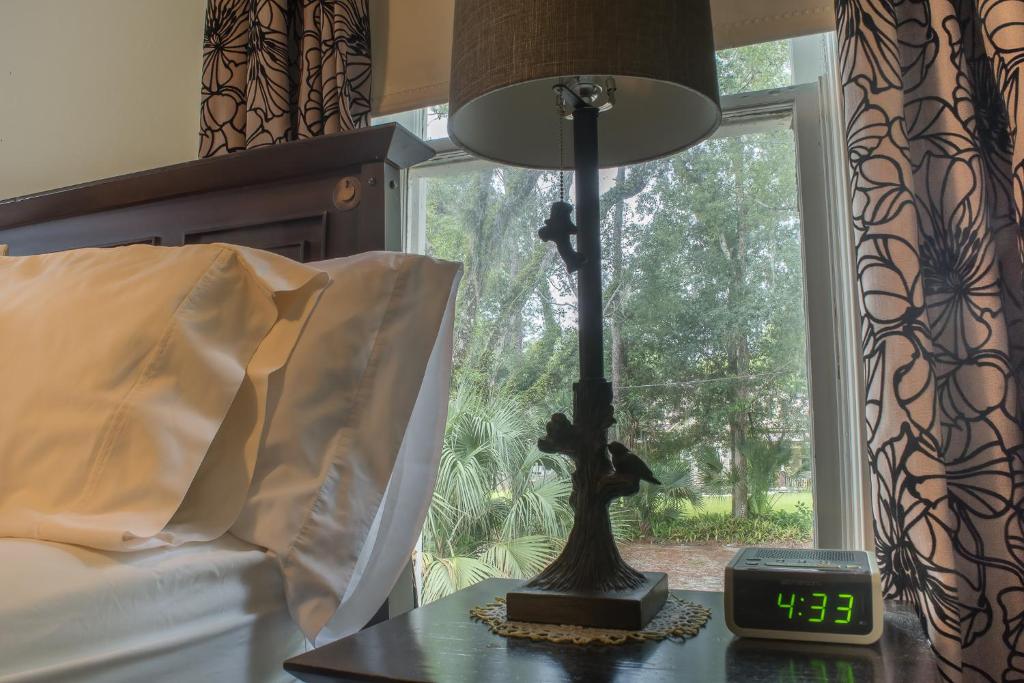 The Ann Stevens House - Deluxe Queen Room