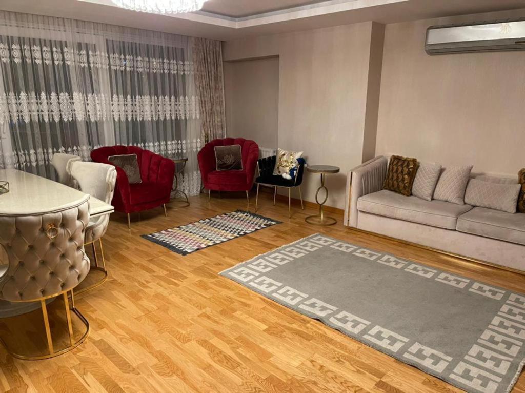 Apartment SOFA BAHCESEHIR REZİDANS, Istanbul, Turkey - Booking.com