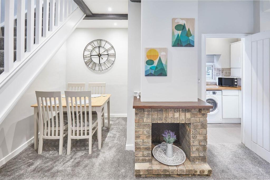 Host & Stay - Hedley Cottage