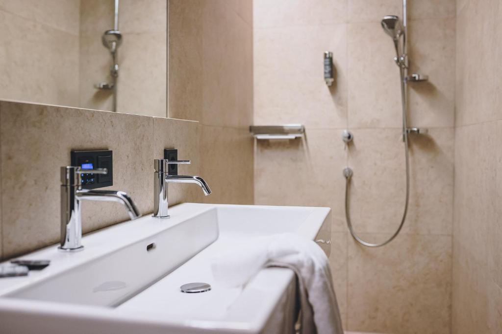 A bathroom at Fortuna View by we rent