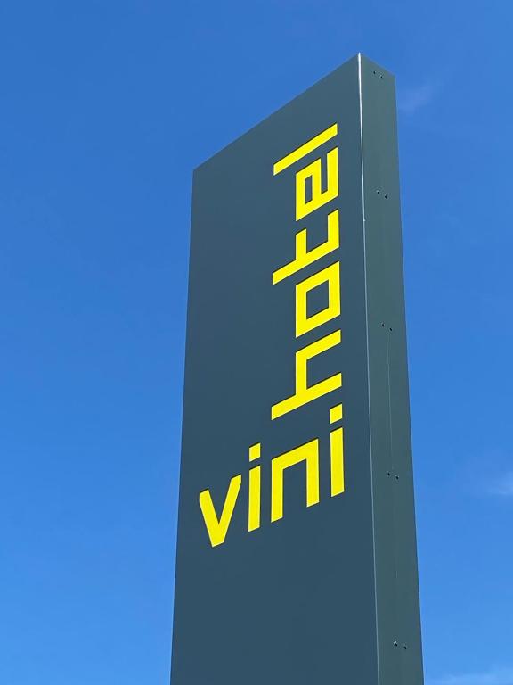 Certifikát, hodnocení, plakát nebo jiný dokument vystavený v ubytování Vini Hotel