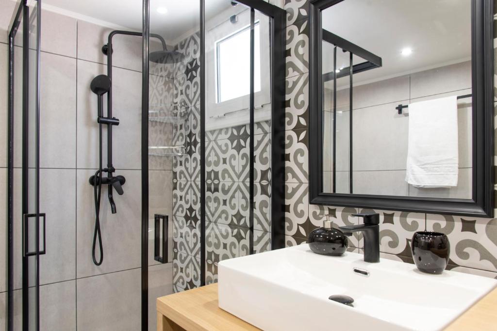 Kúpeľňa v ubytovaní Casa Kaneli Luxury Villa Elounda