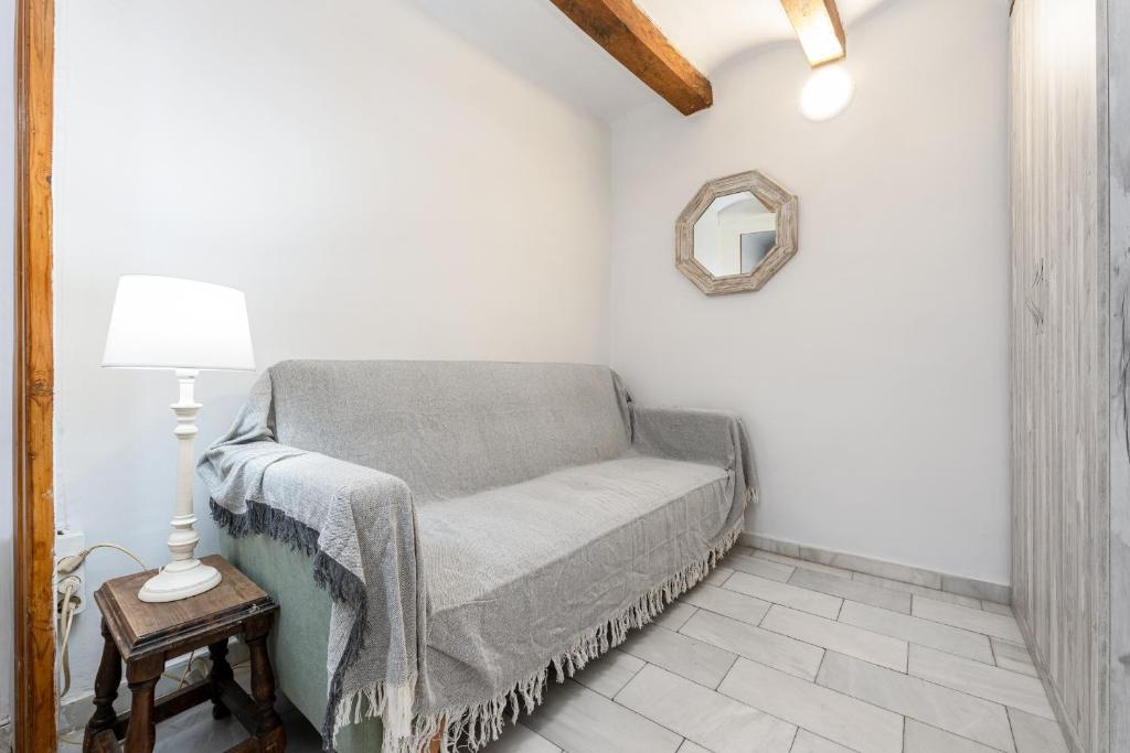 Postel nebo postele na pokoji v ubytování Hauzify I Domus Tarragona