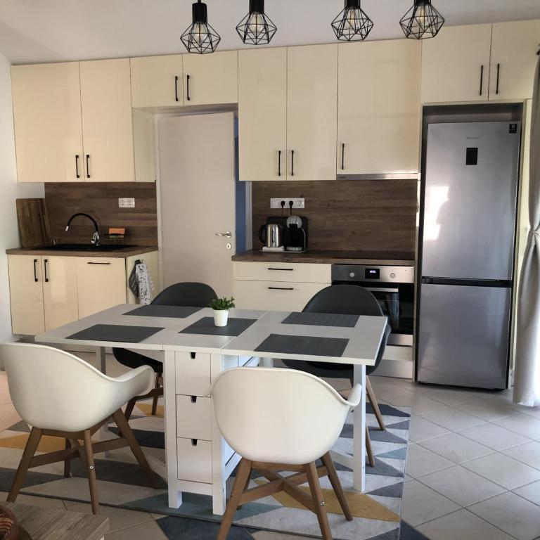 Panoráma Villa - Apartment -Upper Floor With Lake View