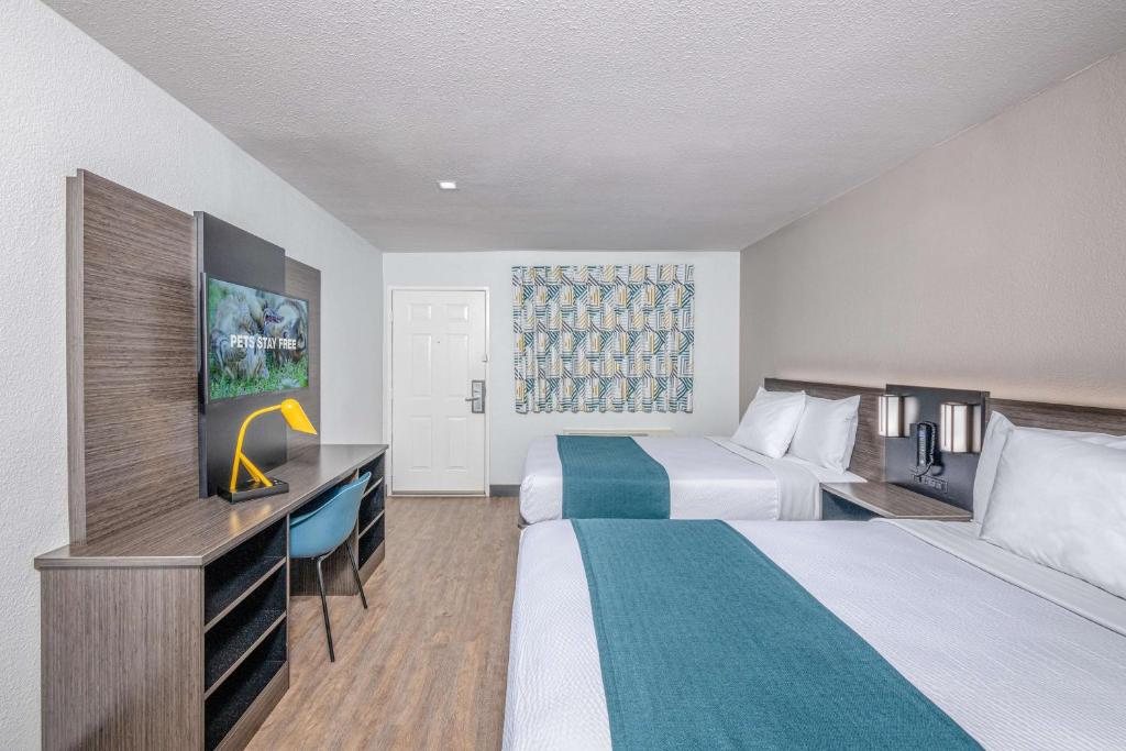 Motel 6-Euless, TX - Dallas - Chambre Queen Avec Deux Lits Queen - Accès Aux Personnes Handicapées - Non-fumeurs